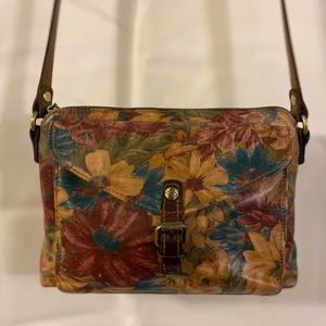 Patricia Nash Avellino 100% Leather Envelope Purse